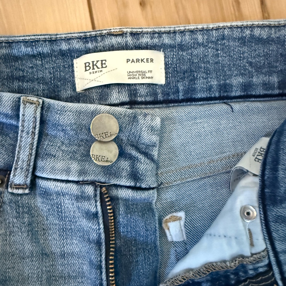 BKE Light Blue Ripped Skinny Jeans - Picture 7 of 9